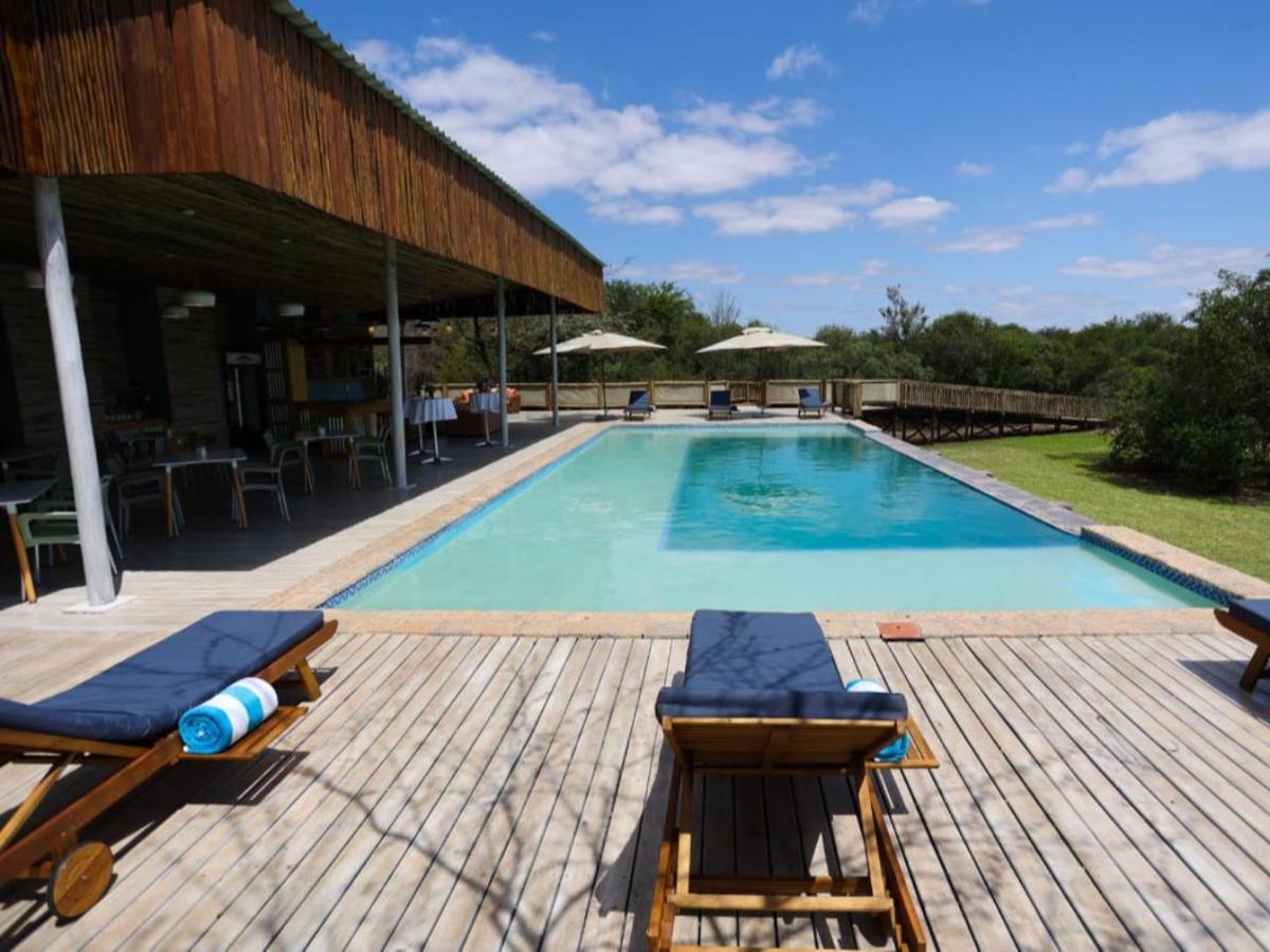 Kruger Safari Lodge マンイェレティ・ゲーム・リザーブ エクステリア 写真